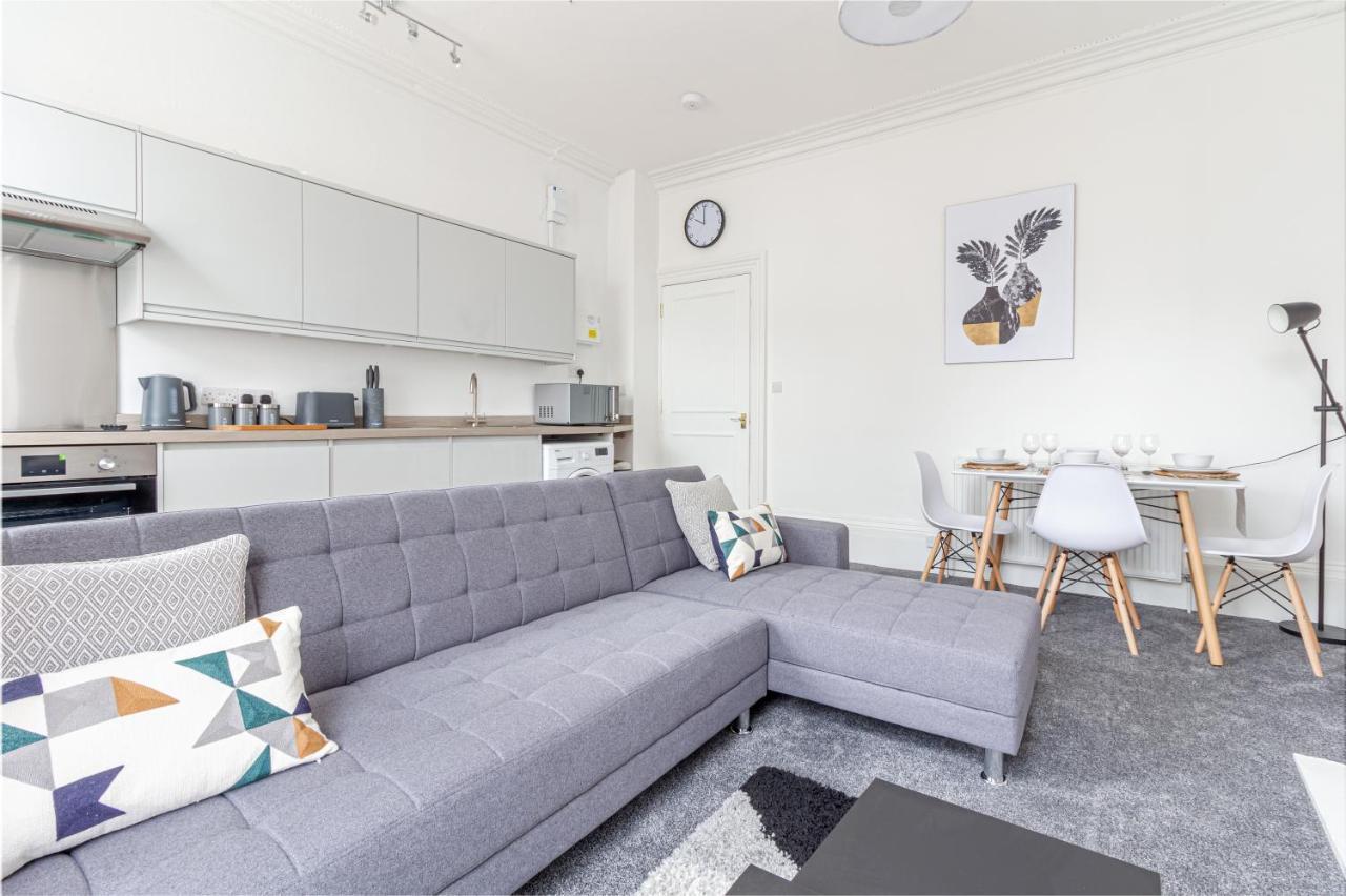 Host & Stay - Montpellier Villa Apartment Челтенхам Экстерьер фото